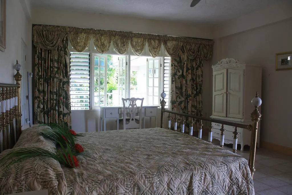 The Crest Conference And Retreat Facility Port Antonio