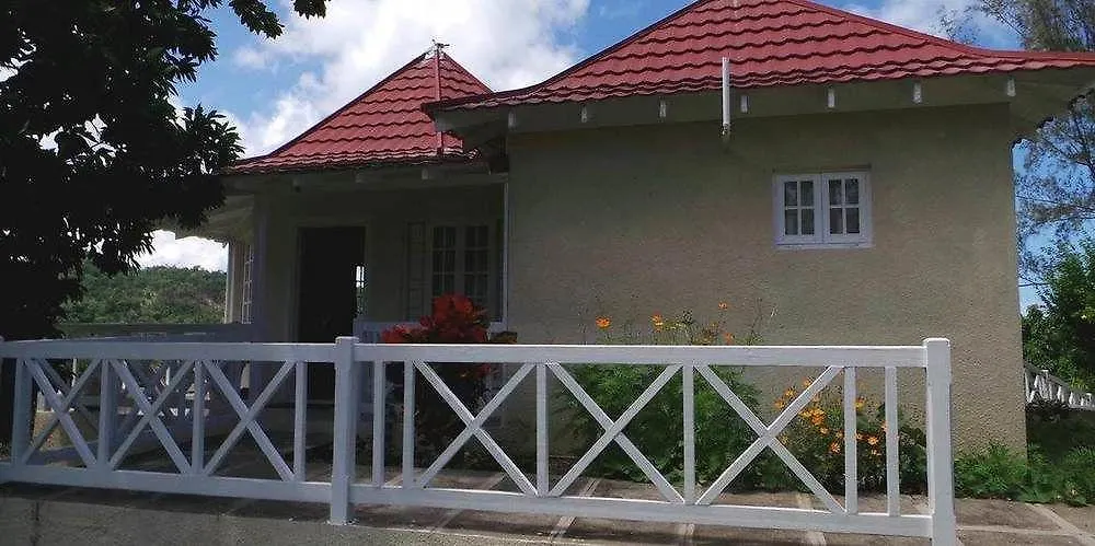 The Crest Conference And Retreat Facility 0*, Port Antonio
